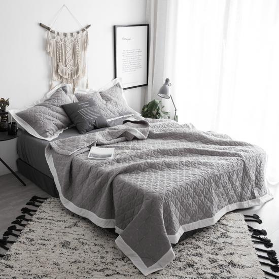 Set biancheria da letto geometrico solido Copriletto ricamato grigio