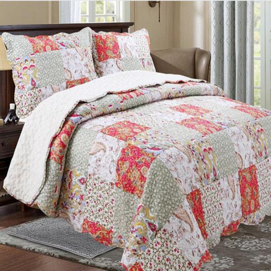 Copriletto trapuntato con stampa Torna alla collezione di biancheria da letto Sherp Reverse Cold Weather